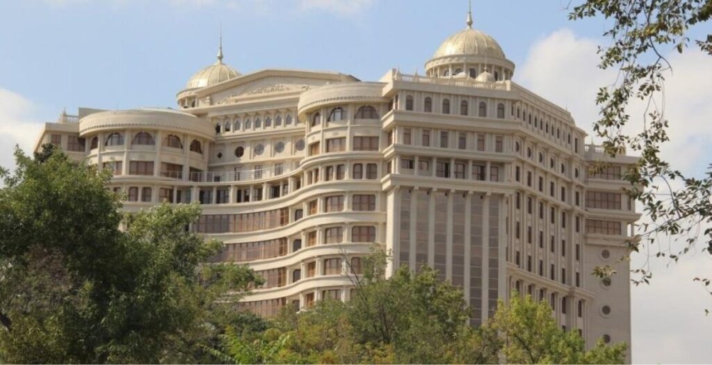 الدراسة في أذربيجان